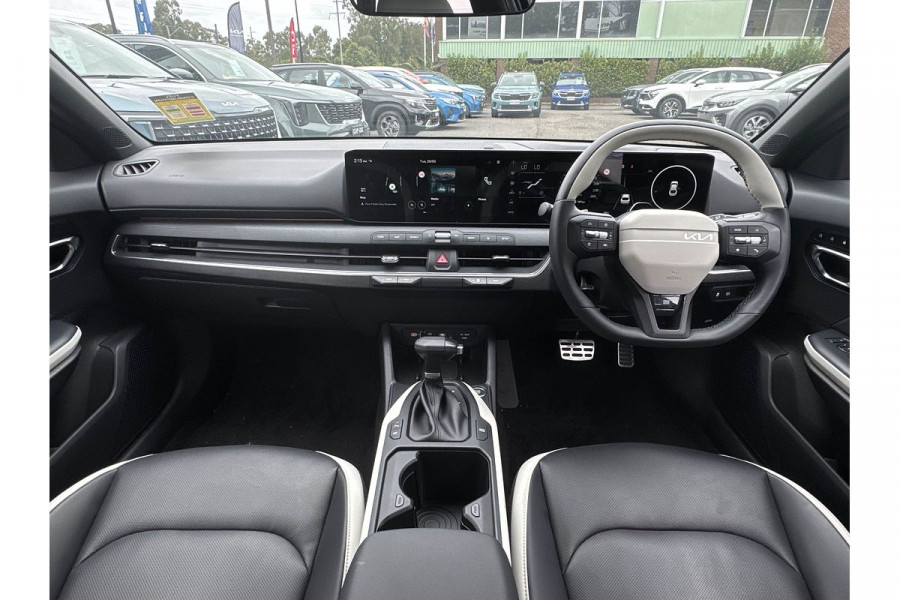 2024 Kia K4 CL4m GT-Line Sedan Image 12