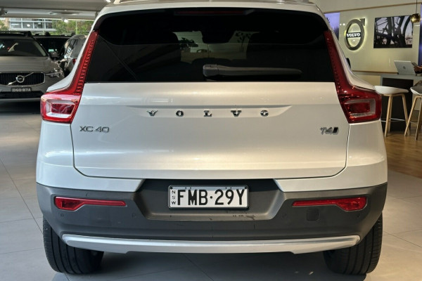2020 MY21 Volvo XC40 XZ T4 Inscription SUV Image 3