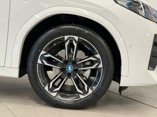 2024 BMW iX2 U10 eDrive20 M Sport SUV image 28