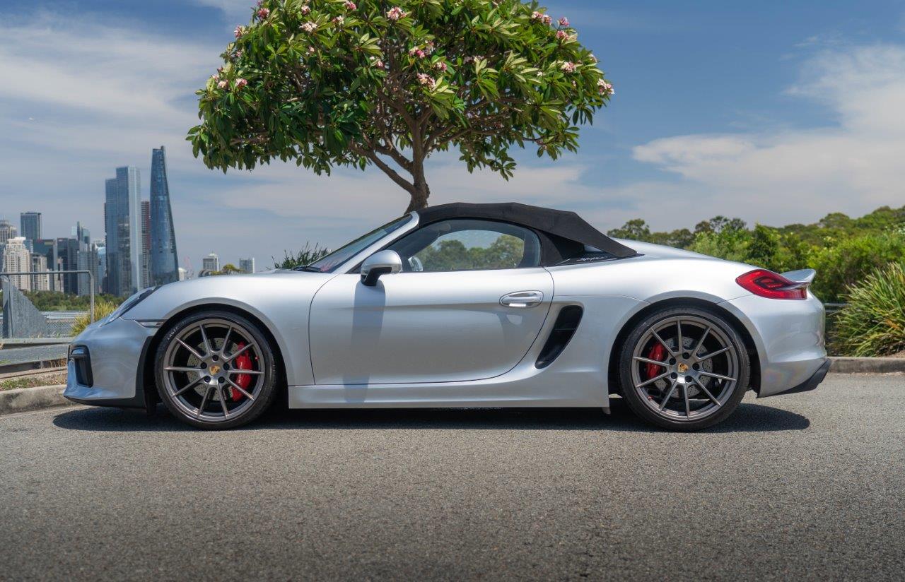 2016 Porsche Boxster Spyder Convertible Image 4