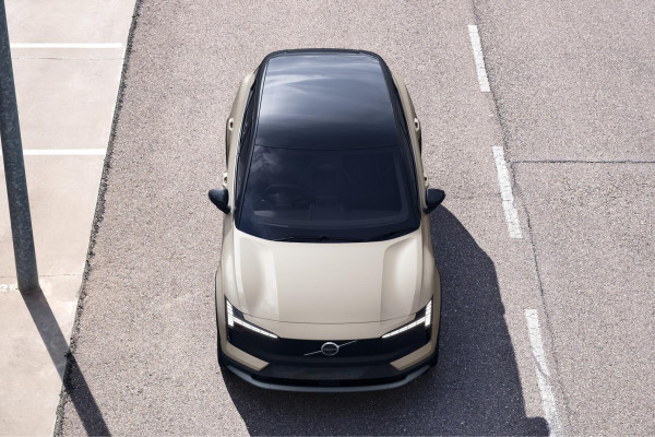 2026 MY27 Volvo EX30 Cross Country  P8 SUV Image 9