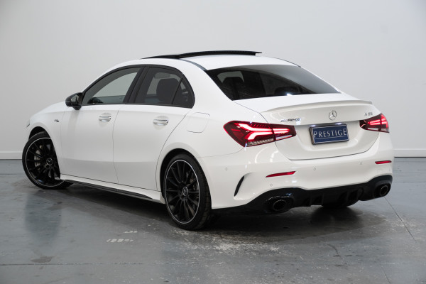 2022 Mercedes-Benz A-Class 4matic Sedan Image 9