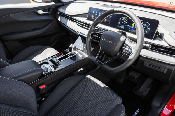 2026 Chery Tiggo 4  Hybrid Urban SUV Image 6