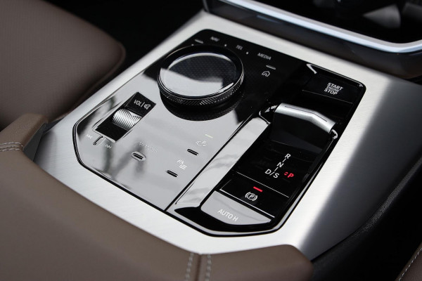 2026 BMW X3 G45 20 xDrive SUV image 16