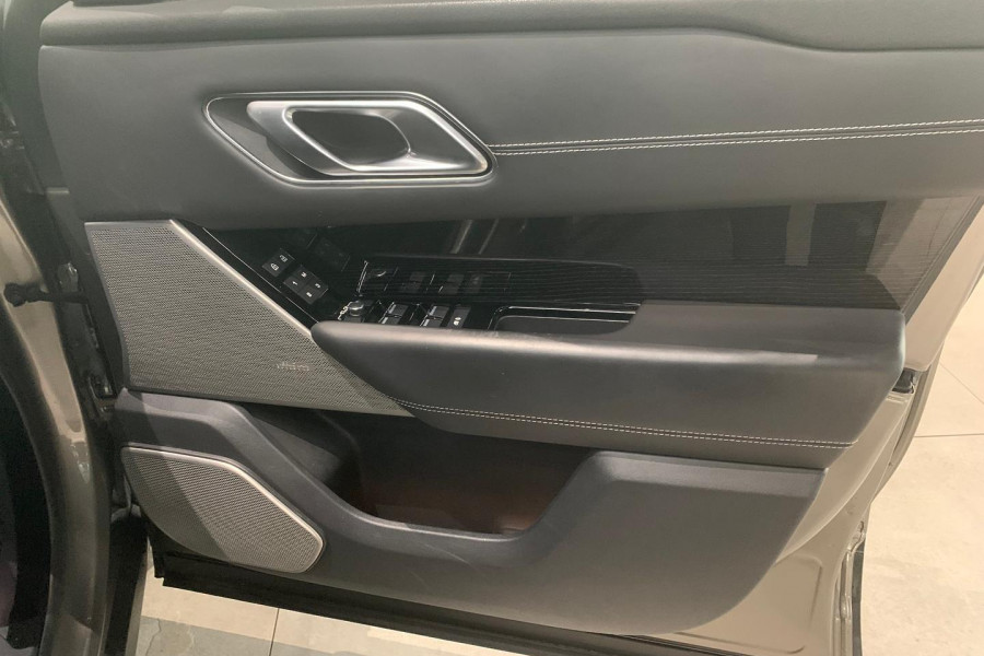 2021 Land Rover Range Rover Velar L560 P400 R-Dynamic HSE SUV