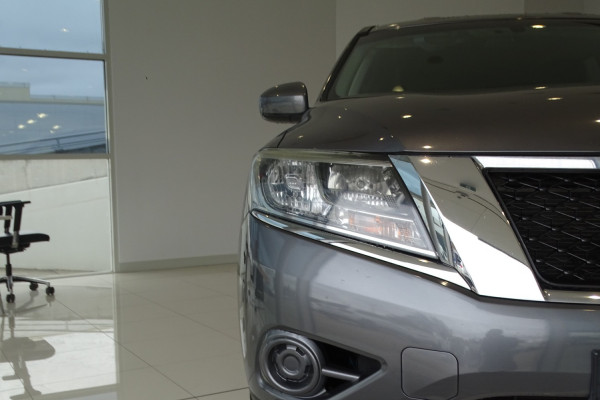 2016 MY15 Nissan Pathfinder R52 ST SUV