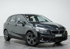 BMW 218i Sport Line Active Tourer Steptronic F45