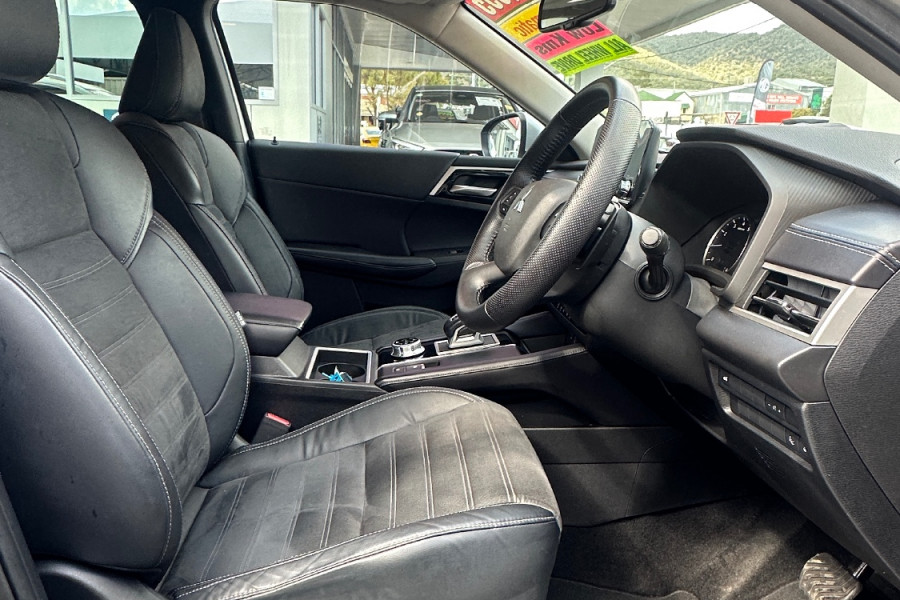 2022 MY22.5 Mitsubishi Outlander ZM Aspire SUV Image 17