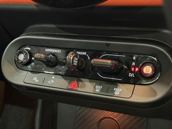 2025 MINI Cooper F65 S Favoured Hatch image 23