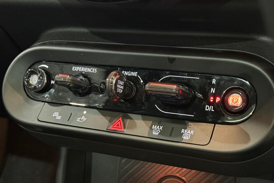 2025 MINI Cooper F65 S Favoured Hatch