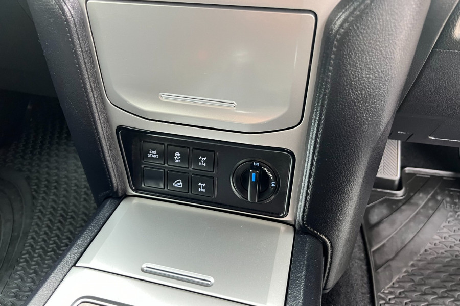 2018 Toyota LandCruiser Prado GDJ150R GXL SUV Image 30