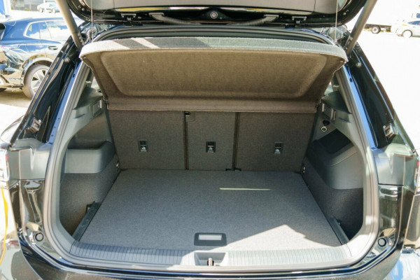 2026 Volkswagen Tiguan CT 195TSI R-Line SUV Image 8