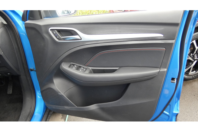 2024 MG ZST S13 ESSENCE SUV Image 14