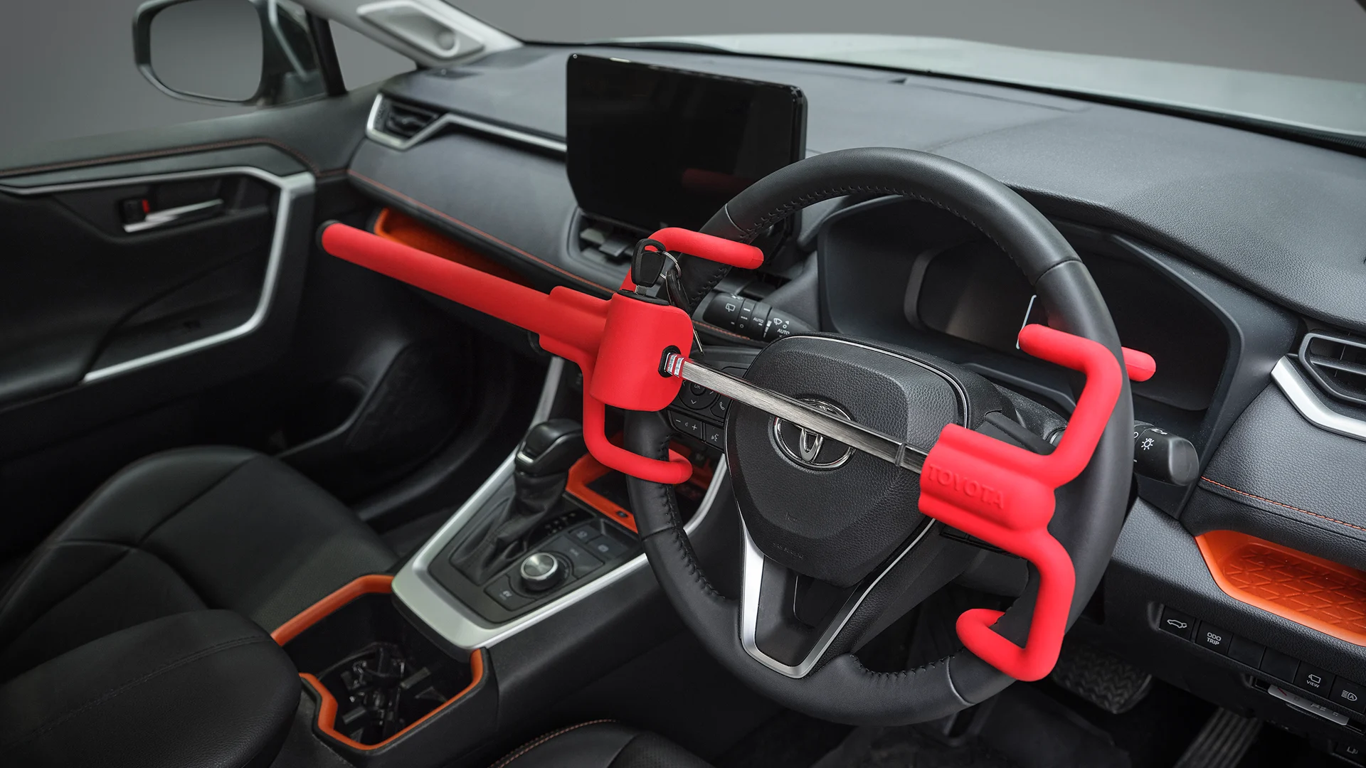 Steering wheel lock