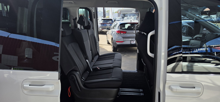 2025 MY26 Hyundai Staria US4.V3 SUV Image 13