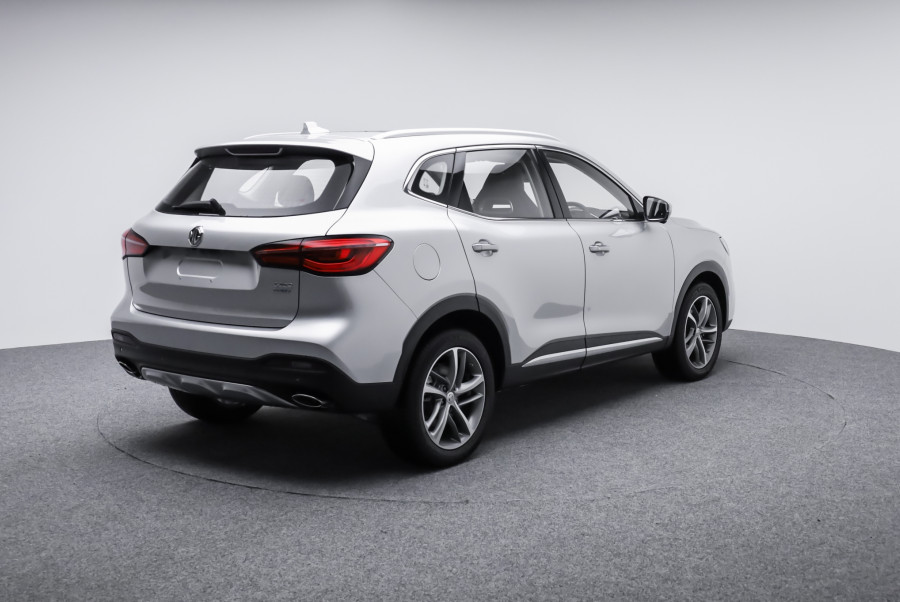 2025 MG HS Plug-in Hybrid Essence SUV Image 7