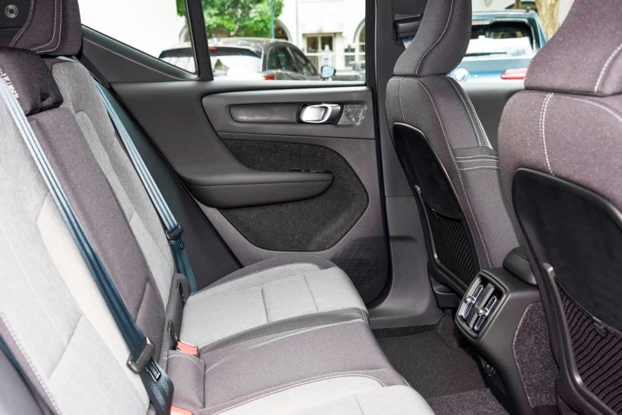 2025 MY26 Volvo XC40 XZ Plus B4 SUV Image 7