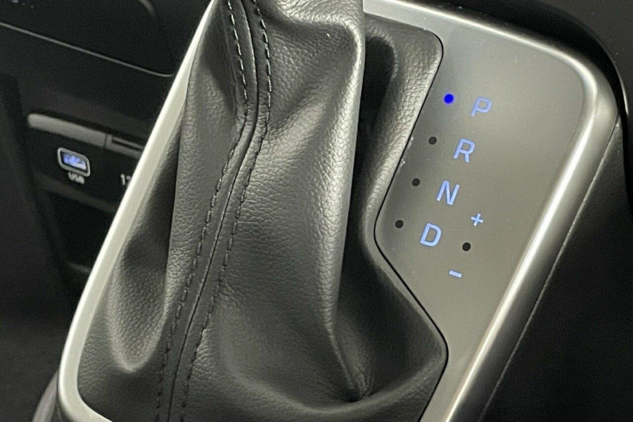 2024 MY25 Hyundai Staria Load US4.V3  Van Image 17