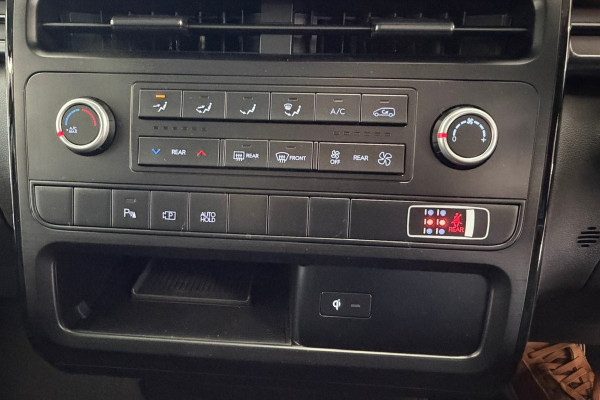 2026 MY27 Hyundai Staria US4.V4  People Mover Image 26