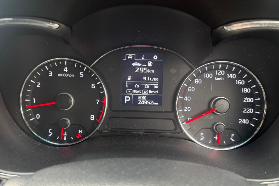 2016 Kia Cerato YD S Hatch Image 19