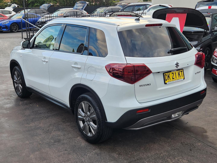 2023 Suzuki Vitara LY Series II  SUV Image 5