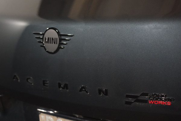 2025 MINI Aceman Jcw E Hatch Image 9
