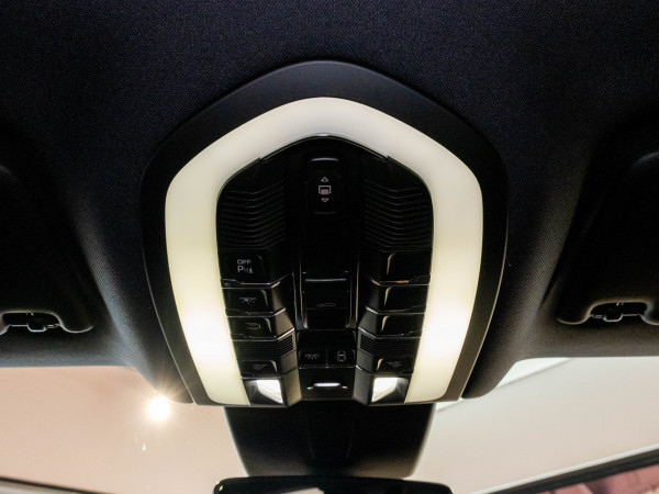 2024 Porsche Macan 95B S SUV image 36