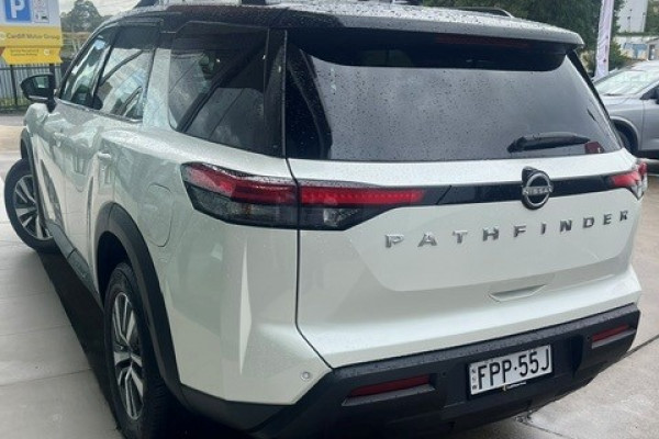 2024 Nissan Pathfinder R53 Ti SUV Image 5