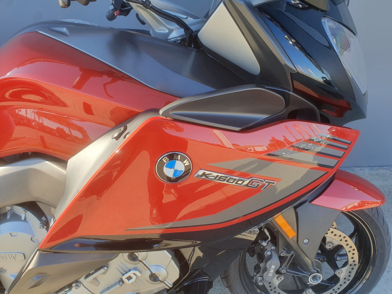 2015 BMW K 1600 GT Motorcycle Image 15