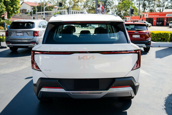 2026 Kia EV5 OVc Air Long Range SUV Image 3