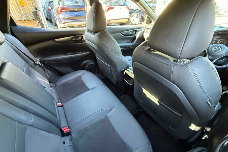 2021 MY0  Nissan QASHQAI J11 Series 3 Midnight Edition SUV Image 24