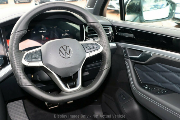 2026 Volkswagen Touareg RC 210TDI Wolfsburg Edition SUV Image 7