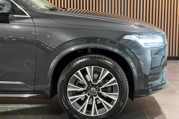 2021 MY22 Volvo XC90 L Series B5 Momentum SUV Image 6
