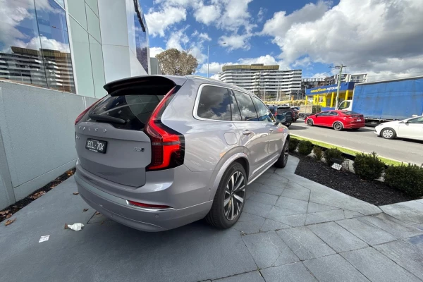 2026 Volvo XC90 L Series Plus B5 Bright SUV Image 11