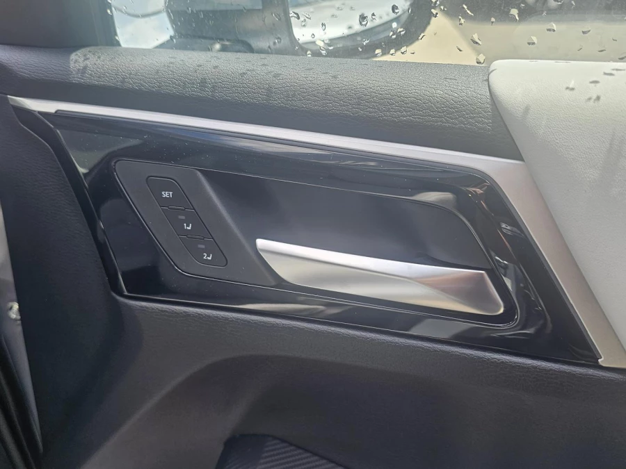 2025 Mitsubishi Outlander ZM Exceed SUV Image 17
