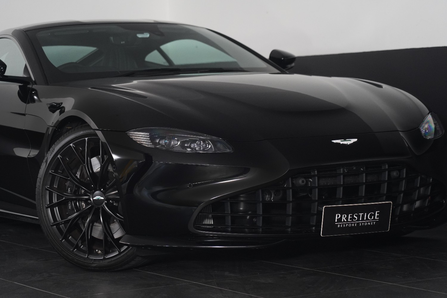 2022 Aston Martin Vantage Coupe Image 15