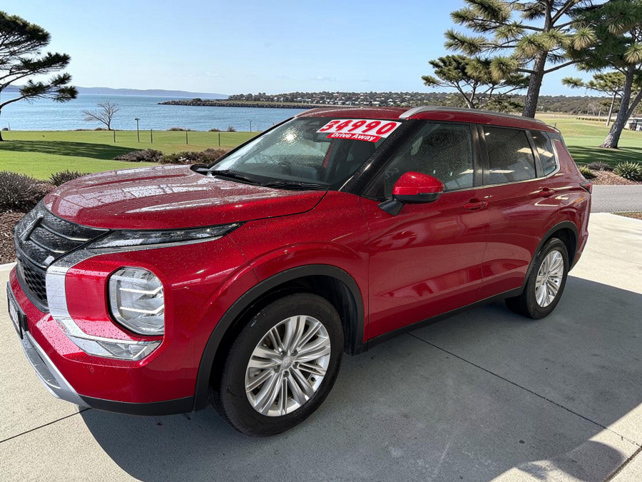 2023 Mitsubishi Outlander ZM LS SUV Image 2