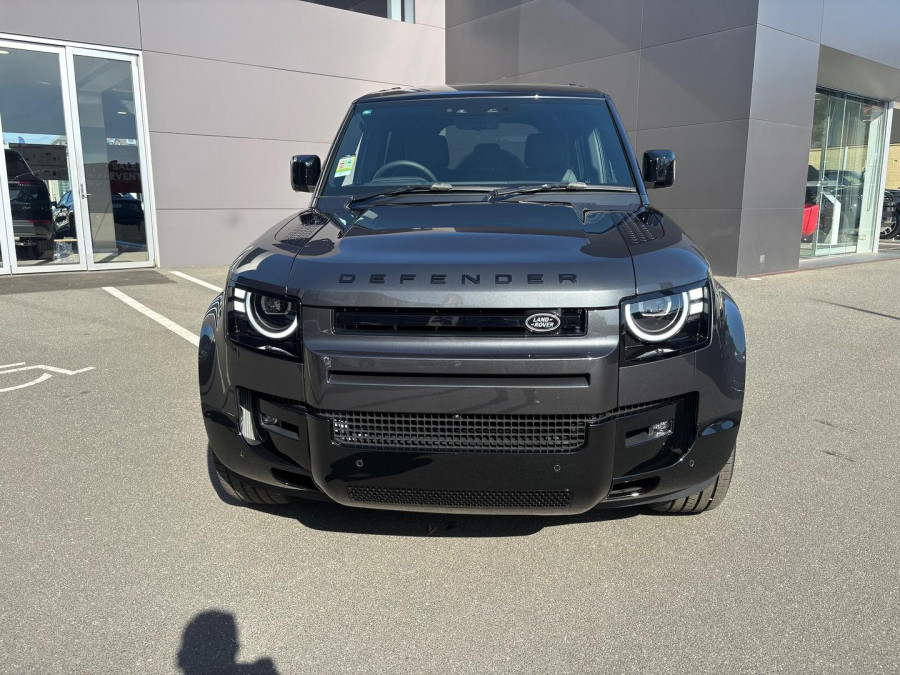 2026 Land Rover Defender L663 110 P425 X-Dynamic SE SUV Image 8