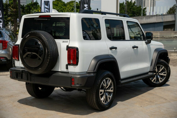 2024 GWM Tank 300 P01 Ultra Hybrid SUV