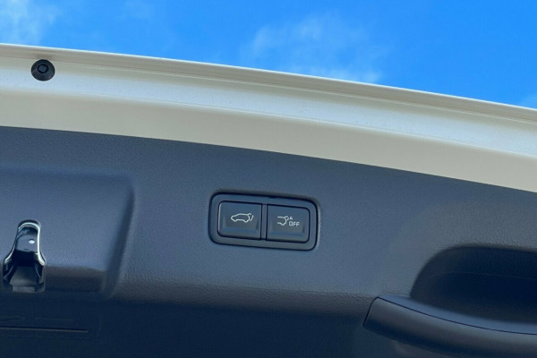 2026 Kia Carnival KA4 PE GT-Line People Mover Image 8