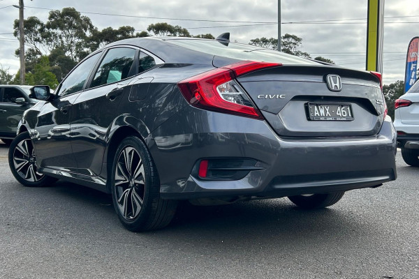 2018 Honda Civic 10th Gen VTi-L Sedan Image 16