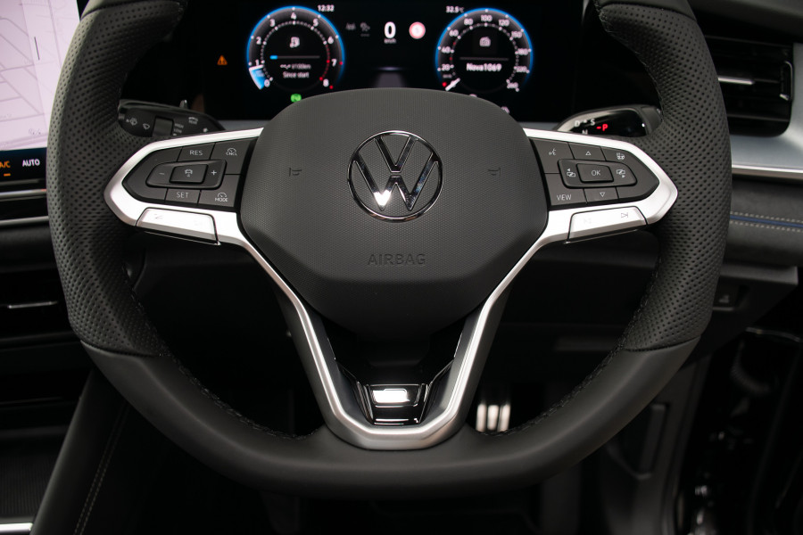 2025 Volkswagen Tayron R4 195TSI R-Line SUV Image 11