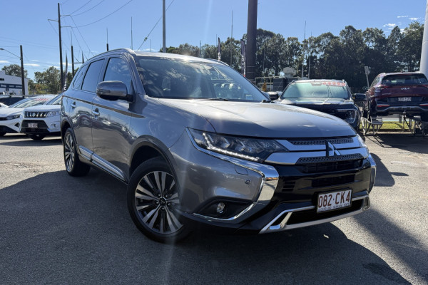 2021 Mitsubishi Outlander ZL Exceed SUV Image 1