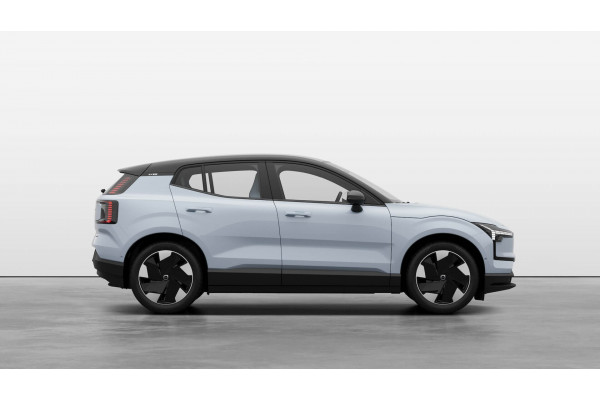 2025 Volvo EX30  Single Motor Extended Range Ultra SUV Image 5