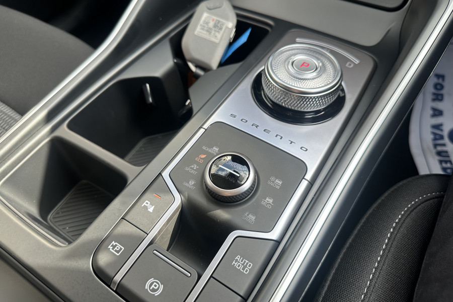 2024 MY25 Kia Sorento MQ4 PE Sport SUV Image 17