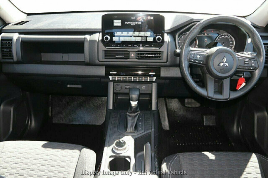 2024 Mitsubishi Triton MV GLX+ Ute Image 6