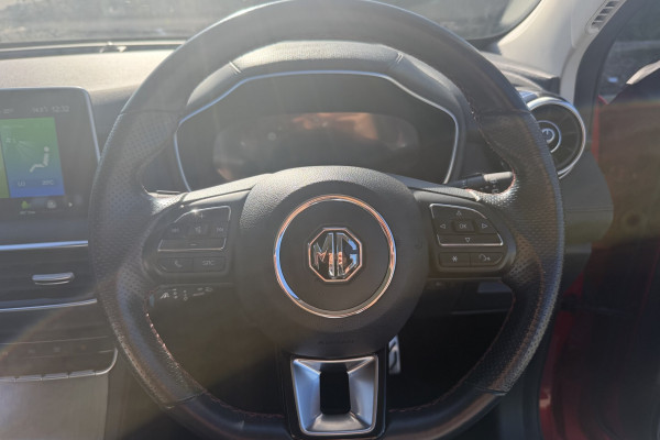 2022 MG HS Essence SUV Image 7