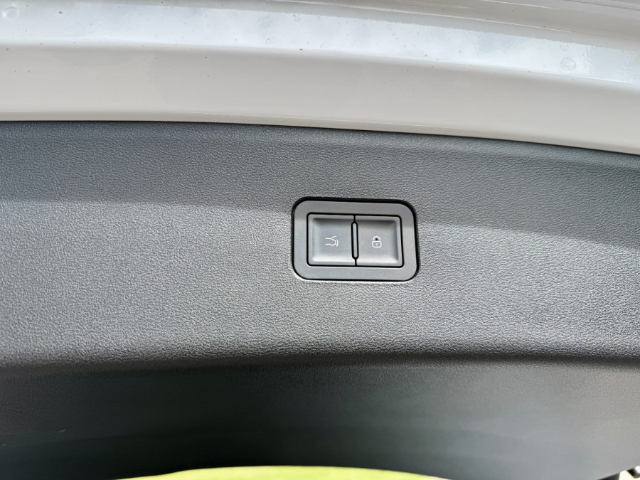 2026 BYD Seal 6  Premium Wagon Image 21
