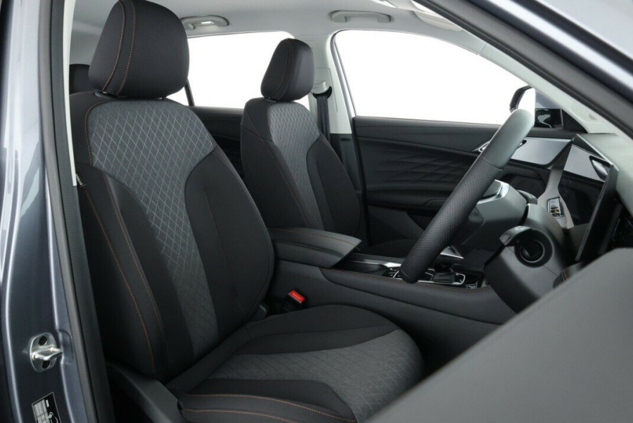 2024 MY24.5 MG HS AS33 Vibe SUV Image 18
