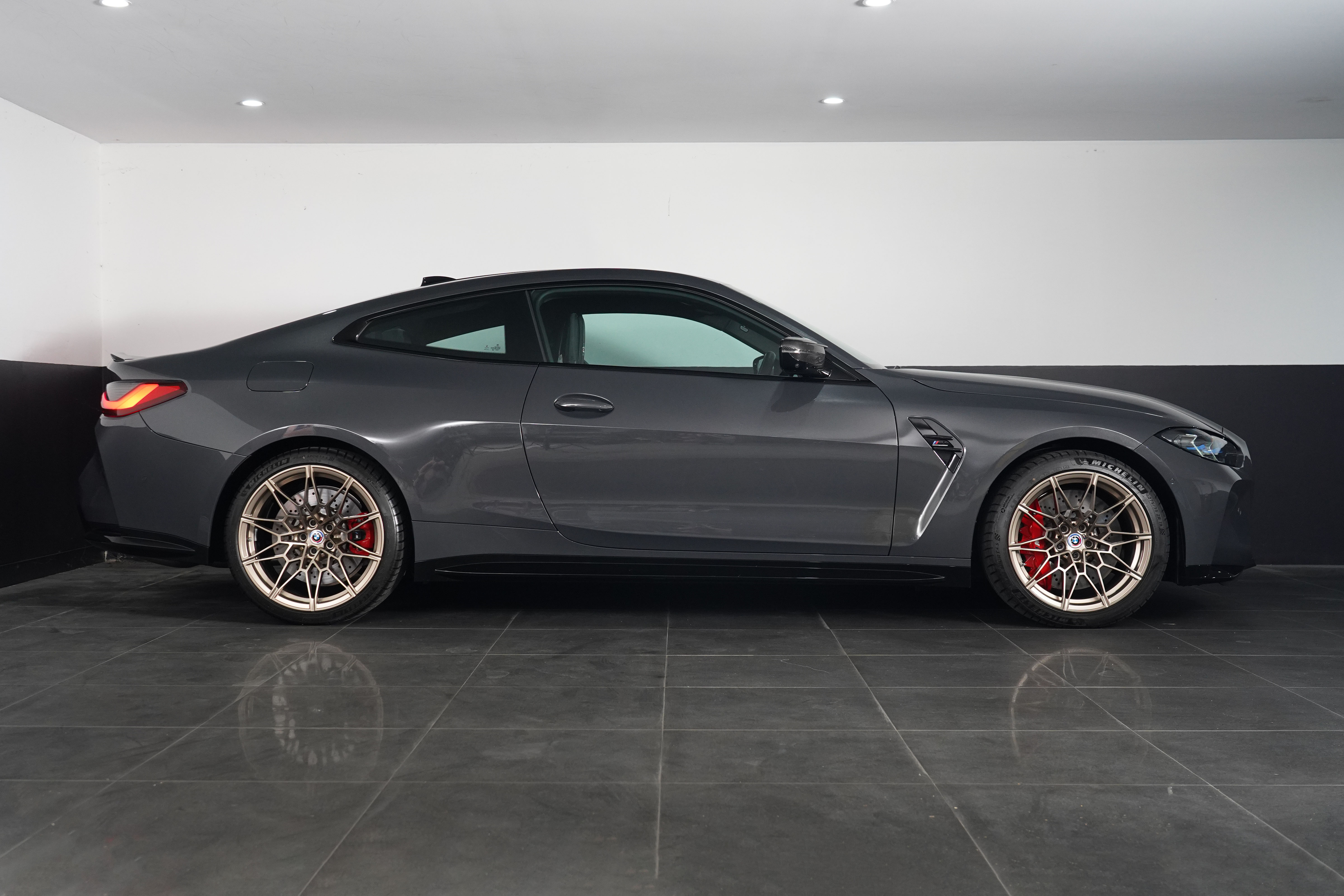 2022 BMW M4 50 Jahre Edition X Drive Coupe Image 16